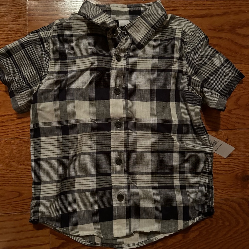 Short sleeve button down toddler shirt